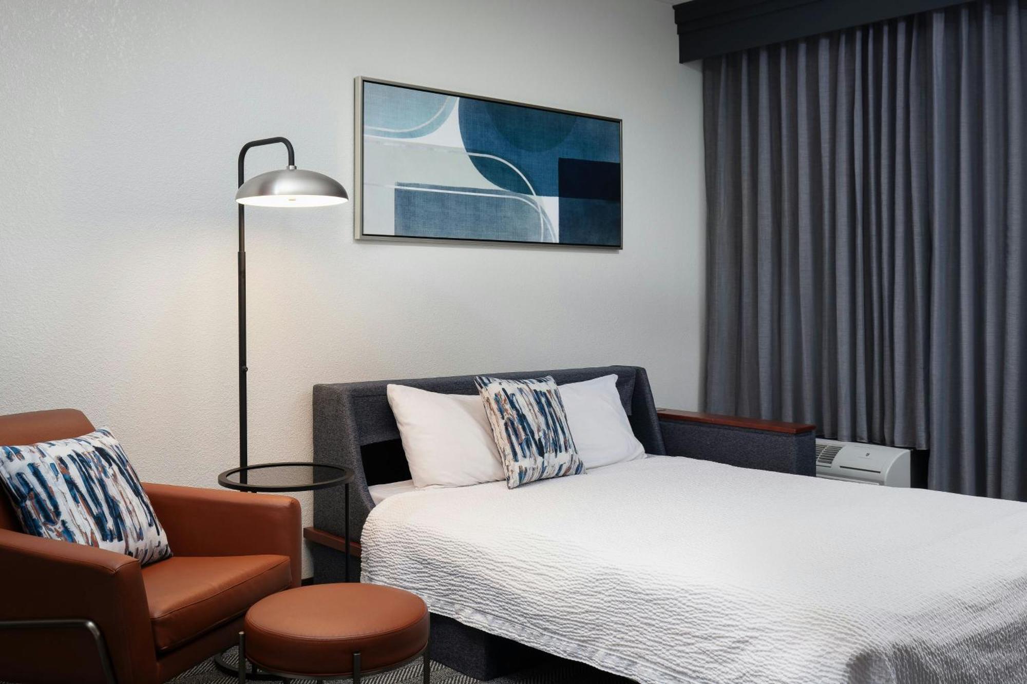Courtyard By Marriott Denver Central Park Екстериор снимка