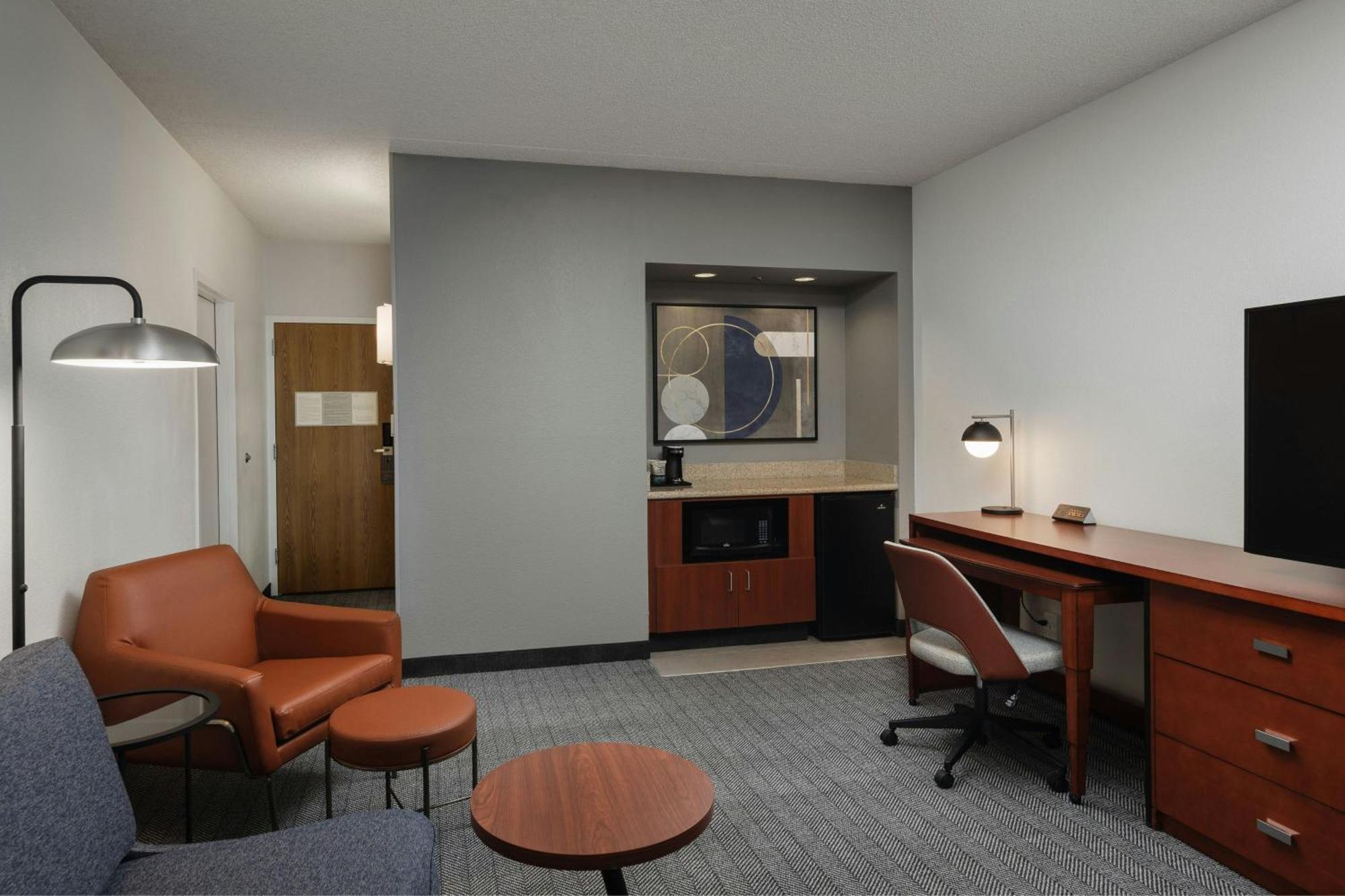 Courtyard By Marriott Denver Central Park Екстериор снимка