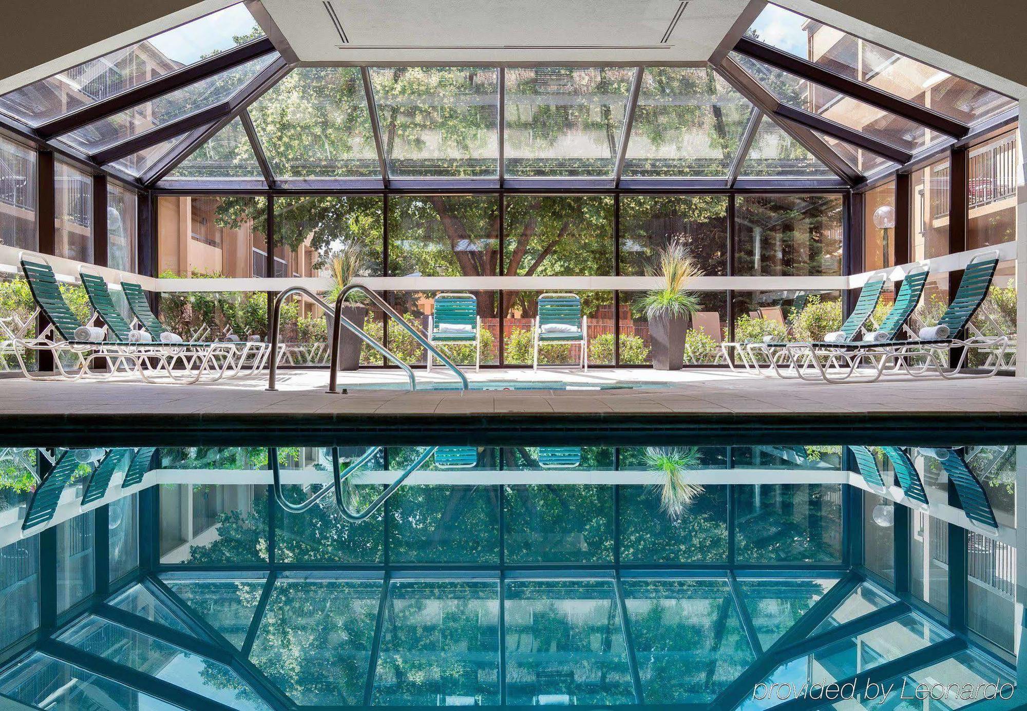 Courtyard By Marriott Denver Central Park Екстериор снимка