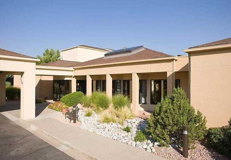 Courtyard By Marriott Denver Central Park Екстериор снимка